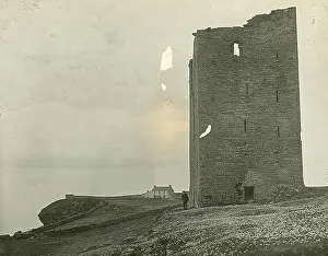 Homes Prints: Liscannor Castle 26 Castlepark House