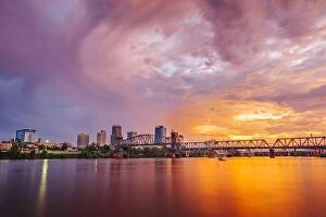 Images Dated 26th August 2017: Little Rock, Arkansas, USA downtown skyline on the Arkansas River at dawn