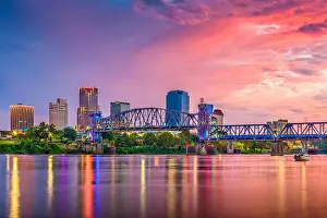 Little Rock, Arkansas, USA skyline on the Arkansas River at dusk