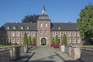 Tourist Spot Prints: Local court in the outer bailey of Ahaus Castle
