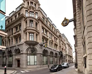 Business District Prints: LONDON ENGLAND LOMBARD STREET STREET SIGNS GOLDEN HEAD AND CROWN OF CHARLES II GOLDEN CAT AND FIDDLE AND BLACK AND GOLD