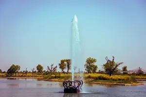 Off Road Prints: Love Lake, Al Qudra United Arab Emirates Desktop