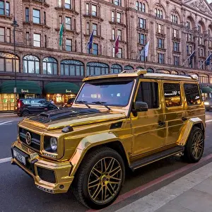 Harrods Prints: Luxury car in gold paint, Mercedes Benz W463