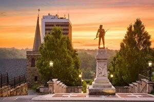 Images Dated 19th June 2016: Lynchburg, Virginia, USA cityscape at Monument Terrace
