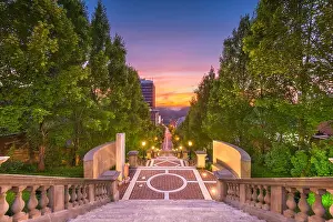 Lynchburg, Virginia, USA downtown from Monument Terrace at dawn