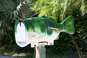 Postbox Prints: Mailbox in the Shape of a Fish