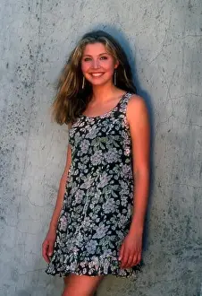 Scrubs Prints: Malibu, California, USA 27th September 1994 (Exclusive) Actress Sarah Chalke poses at a photo shoot on September 27