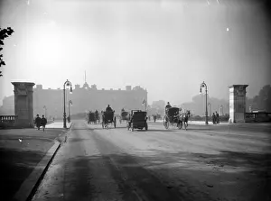 Automobile Prints: The Mall, Westminster, London, looking towards Buckingham Palace