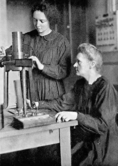 1925 Prints: Marie Curie (1867-1934) and her daughter Irene Curie (1897-1956) in a laboratory