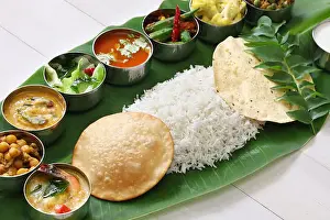 Puri Prints: meals served on banana leaf, traditional south indian cuisine