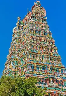 MEENAKSHI TEMPLE MADURAI TAMIL NADU INDIA A TOWER COMPOSED MAINLY OF COLOURED COLUMNS