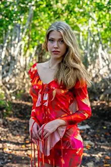 Mangrove Prints: Mexican Mangrove Marvel: Stunning Model's Vacation Pose in Central Mexico's Natural Beauty