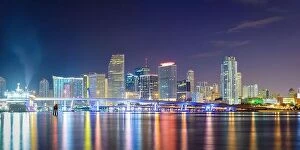 Images Dated 6th January 2014: Miami, Florida, USA downtown skyline panorama at night on Biscayne Bay