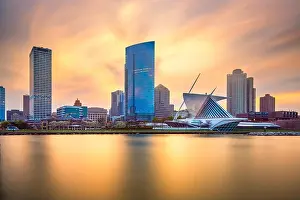 Milwaukee, Wisconsin, USA downtown city skyline on Lake Michigan at twilight