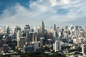 Images Dated 13th August 2017: Modern building in Bangkok business district at Bangkok city with skyline, Thailand