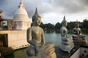 Colombo Prints: The modern Seema Malaka temple