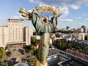Maidan Prints: Monument on Independence Square in Kyiv, Ukraine