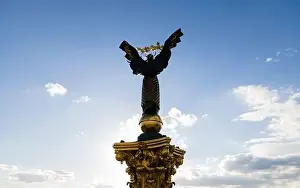 Maidan Prints: Monument on Independence Square in Kyiv, Ukraine