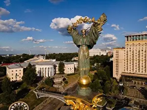 Maidan Prints: Monument on Independence Square in Kyiv, Ukraine