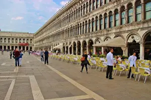 Venezia Prints: Morning on piazza San Marco, Venice