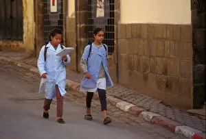 Teenage Prints: two Moroccan girls, 2 Moroccan girls