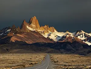 Mount Fitz Roy at sunrise. Los Glaciares National Park, Patagonia, Argentina