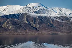 Scenic Beauty Prints: Mountainous landscape, Axel Heiberg island