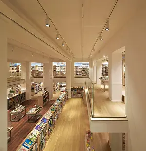Aisle Prints: Multi-level view of book display and interior balcony gallery