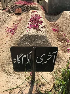 Symmetry Prints: A Muslim graveyard, cemetery in Shahdara