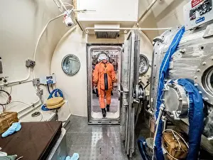 Conditions Prints: NASA evaluates Orion spacesuits in a thermal vacuum chamber to verify life support