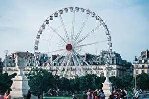 Triomphe Prints: The new Eye of Paris