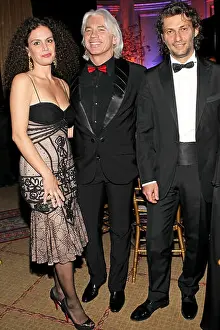 Steve Mack Prints: NEW YORK, NY - APRIL 17: Singer Dmitri Hvorostovsky (middle)