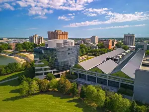 Newport News, Virginia, USA downtown cityscape and park