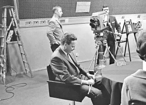 Scanned Prints: Nobel prize winner 1965. Prof. Richard Feynman ( u)