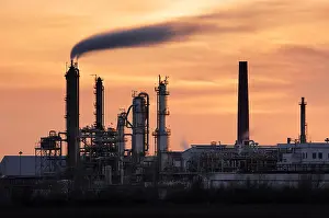 Smokestack Prints: Oil Industry silhouette, Petrechemical plant - Refinery