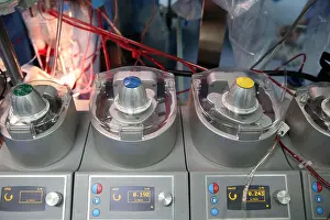 Operating Prints: Operating theater. Cardiac surgery. Cardioplegia. Vietnam