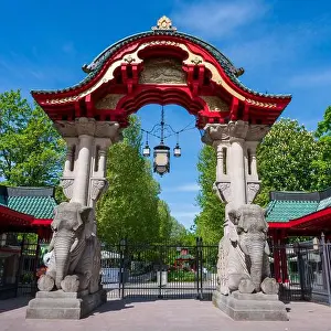 Visitor Prints: The ornate Elefantentor at Zoo Berlin