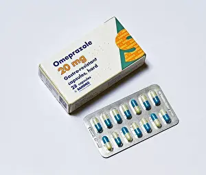 Capsules Prints: Pack of Omeprazole 20mg Gastro-resistant capsules