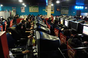 Gamer Prints: A packed internet cafe in Beijing, China. 25-Feb-2008