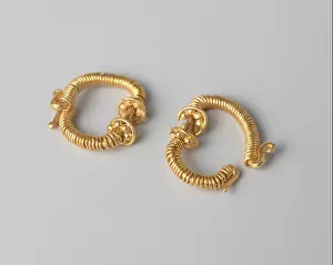 Earrings Prints: Pair of earrings, A pair of earrings composed of wound wire