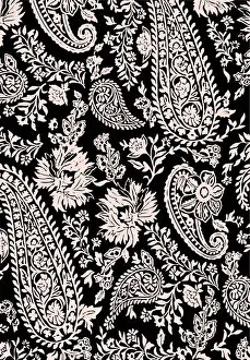 Paisley vector seamless design featuring stunning flowers and leaves in a batik-inspired style