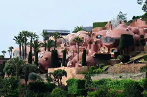 Wealthy Prints: The Palais Bulles ('Bubble Palace' in French)