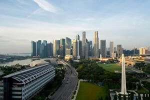 Images Dated 14th April 2017: Panorama of Singapore business district skyline and Singapore skyscraper with War Memorial Park in