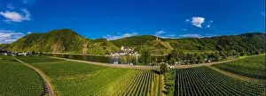 Panorama view from the opposite, left bank of the Moselle on Beilstein with Metternich Castle