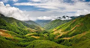 Son La Prints: Panoramic image of terraced fields in the northwestern mountains of Son La province