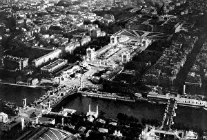 1925 Prints: Paris. Aerial view of the Decorative Arts Exhibition (1925)
