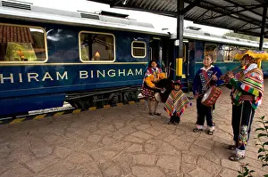 Gleaming Prints: Peru Luxury train from Cuzco to Machu Picchu