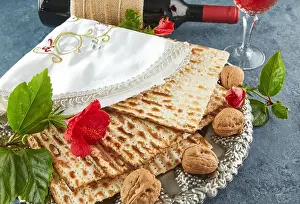Hebrew Prints: Pesach celebration concept - jewish Passover holiday