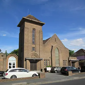A photograph from June 2015 showing the Byfleet Methodist Church in Byfleet