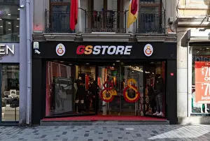 Turkiye Prints: A picture of a Galatasaray store